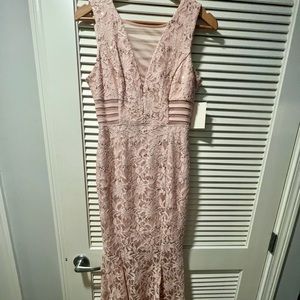 NOT FOR SALE ALEXA B Soft Mauve Lace and Rose Gold Sequin gown NWT